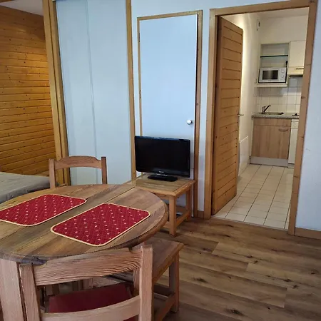 Lägenhet 3 Pers Avec Wifi Et Parking A - Fr-1-512-281 Brides-les-Bains